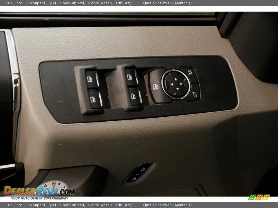 2018 Ford F250 Super Duty XLT Crew Cab 4x4 Oxford White / Earth Gray Photo #6