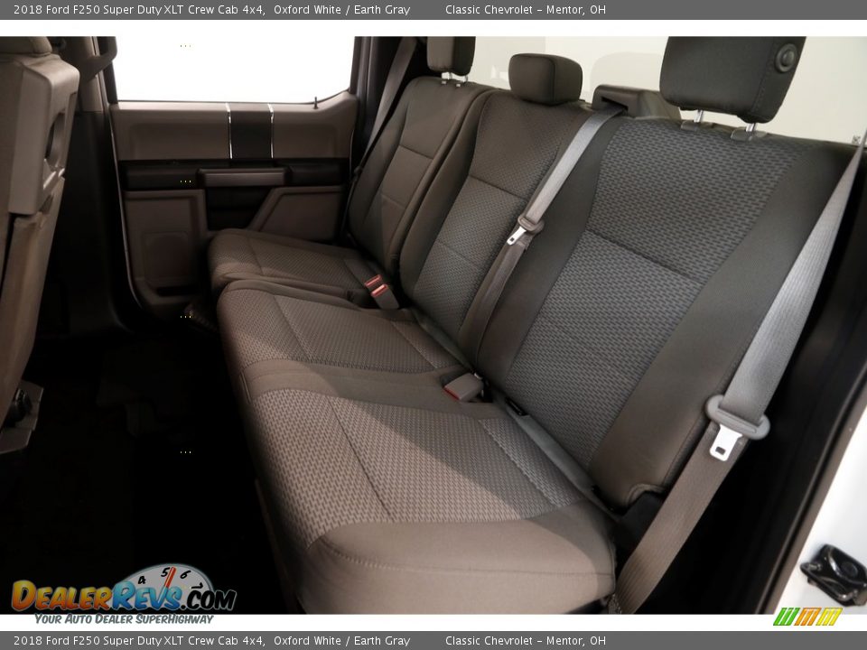 2018 Ford F250 Super Duty XLT Crew Cab 4x4 Oxford White / Earth Gray Photo #24