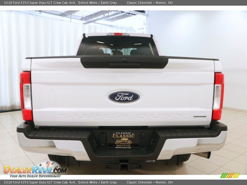 2018 Ford F250 Super Duty XLT Crew Cab 4x4 Oxford White / Earth Gray Photo #25