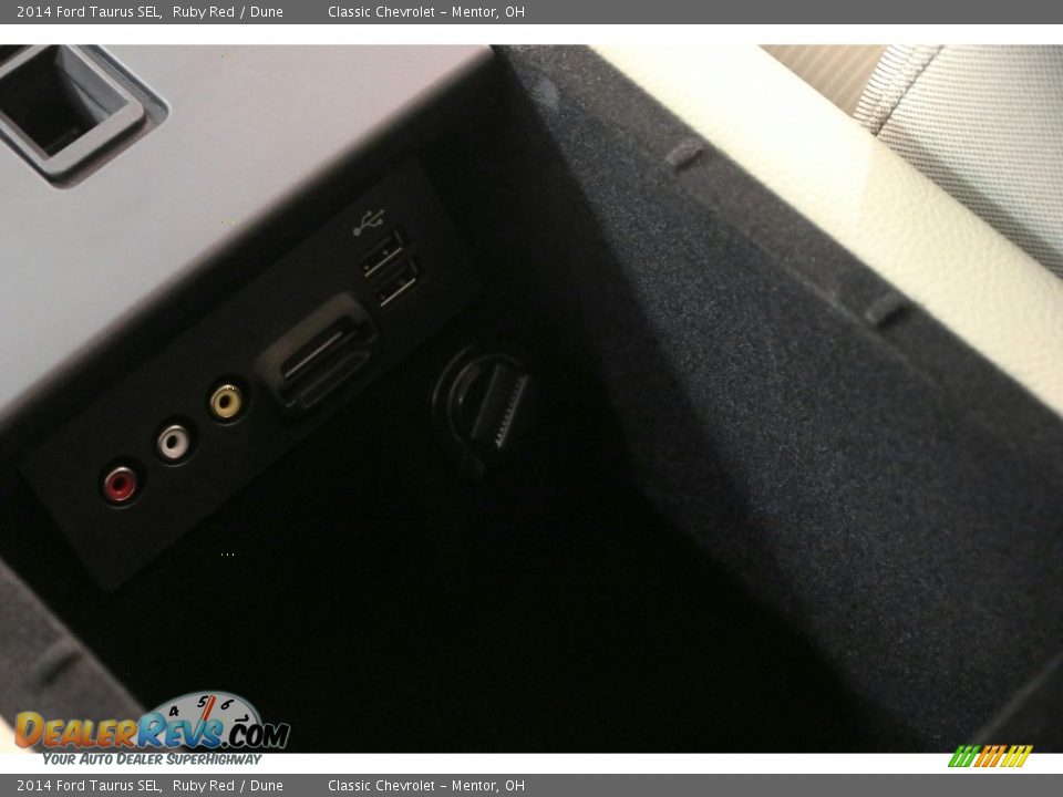 2014 Ford Taurus SEL Ruby Red / Dune Photo #22