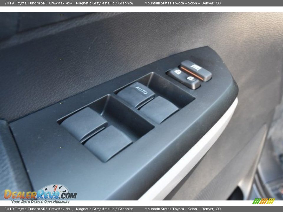 2019 Toyota Tundra SR5 CrewMax 4x4 Magnetic Gray Metallic / Graphite Photo #24