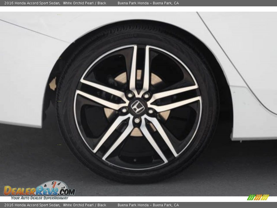 2016 Honda Accord Sport Sedan White Orchid Pearl / Black Photo #32