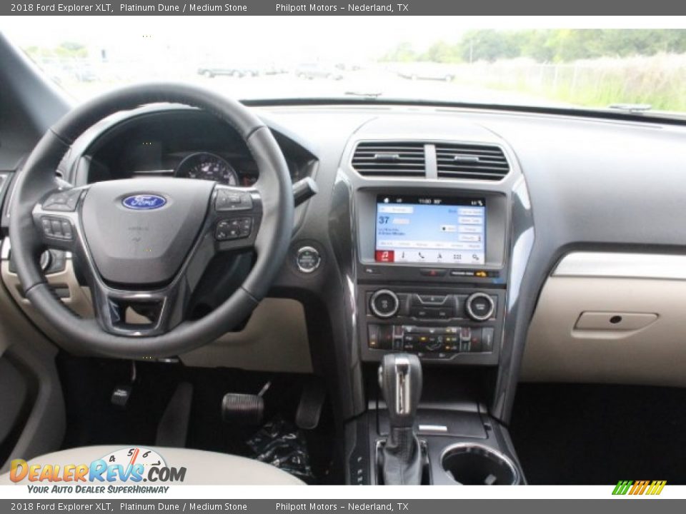 2018 Ford Explorer XLT Platinum Dune / Medium Stone Photo #26