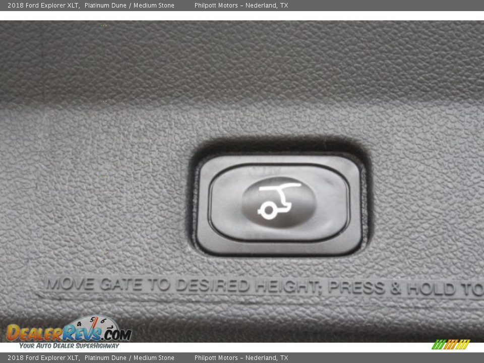 2018 Ford Explorer XLT Platinum Dune / Medium Stone Photo #29