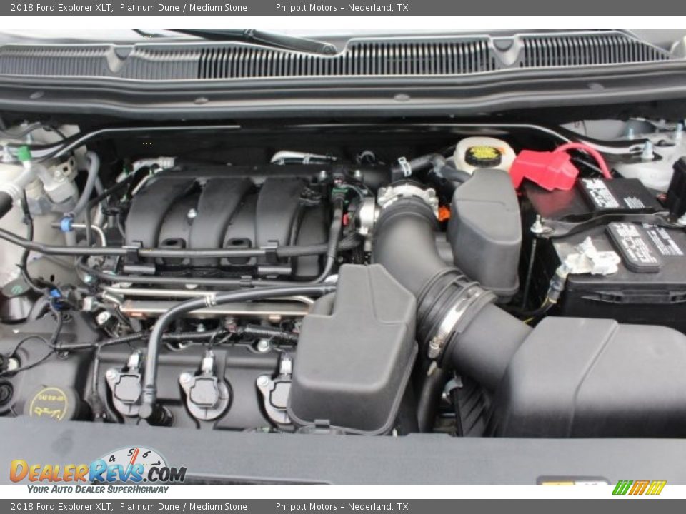2018 Ford Explorer XLT Platinum Dune / Medium Stone Photo #35