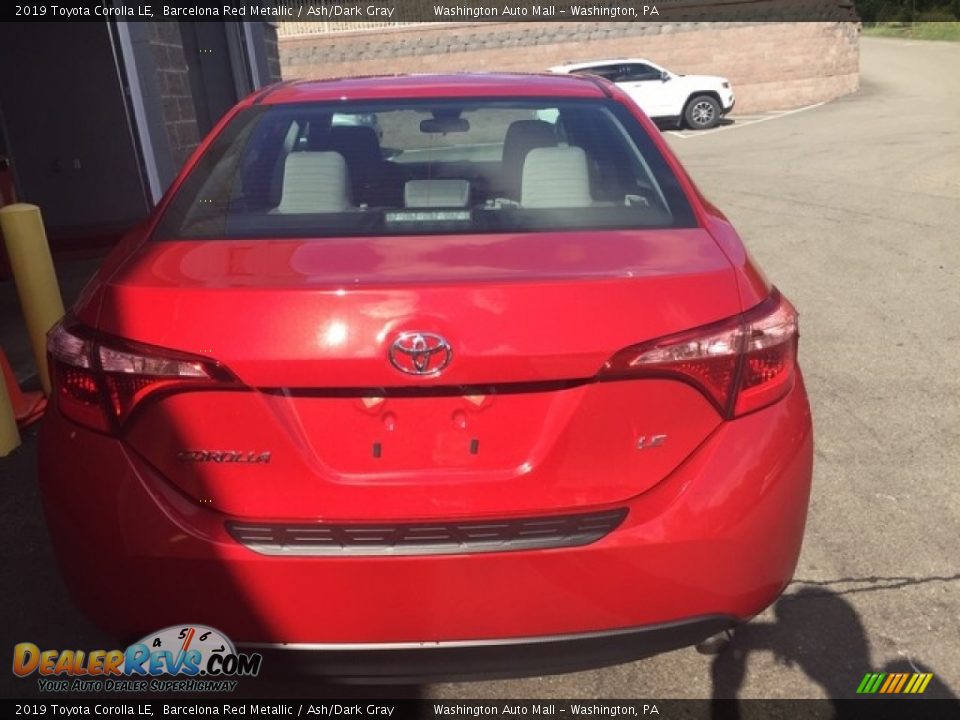 2019 Toyota Corolla LE Barcelona Red Metallic / Ash/Dark Gray Photo #4