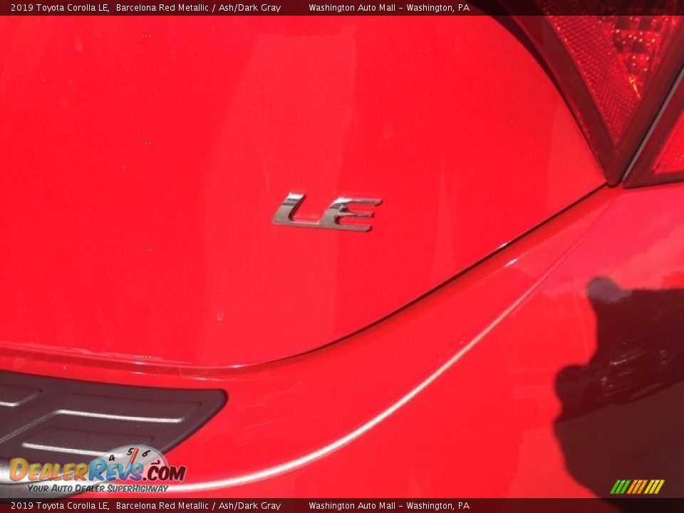2019 Toyota Corolla LE Barcelona Red Metallic / Ash/Dark Gray Photo #5