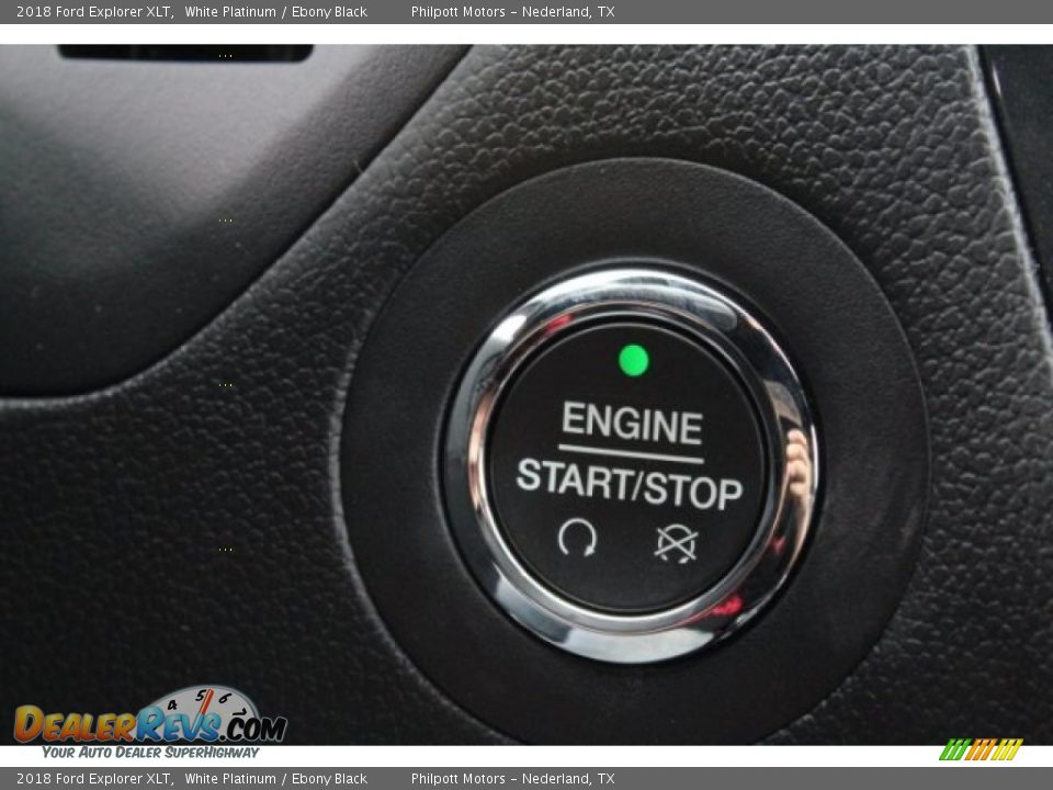 2018 Ford Explorer XLT White Platinum / Ebony Black Photo #18