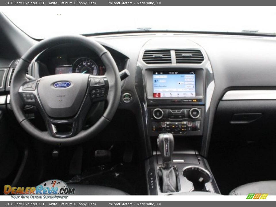 2018 Ford Explorer XLT White Platinum / Ebony Black Photo #26