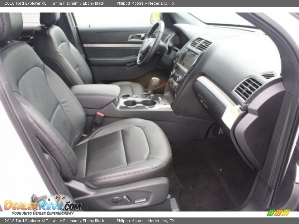 2018 Ford Explorer XLT White Platinum / Ebony Black Photo #34