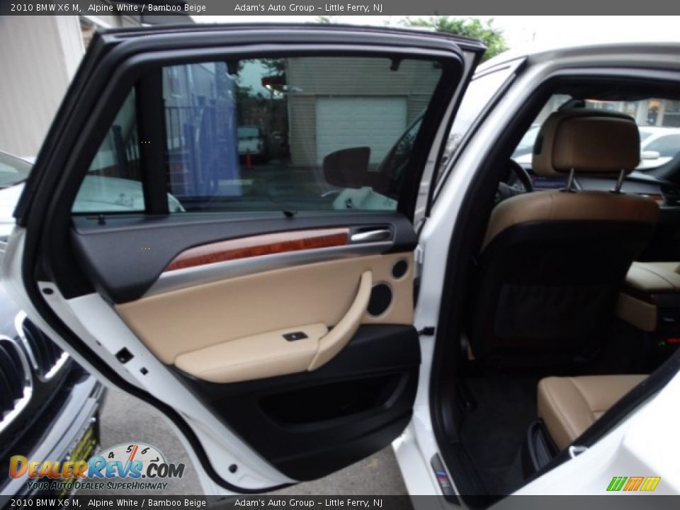 2010 BMW X6 M Alpine White / Bamboo Beige Photo #20