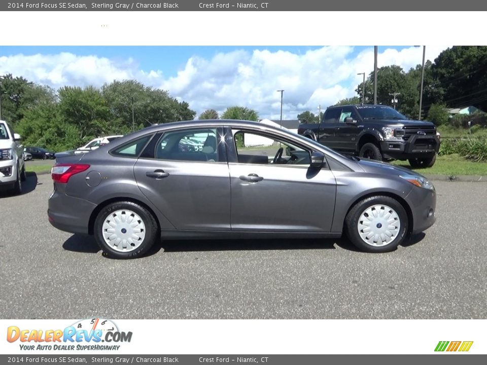 2014 Ford Focus SE Sedan Sterling Gray / Charcoal Black Photo #8