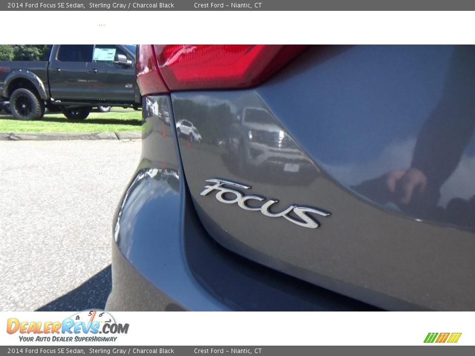2014 Ford Focus SE Sedan Sterling Gray / Charcoal Black Photo #10
