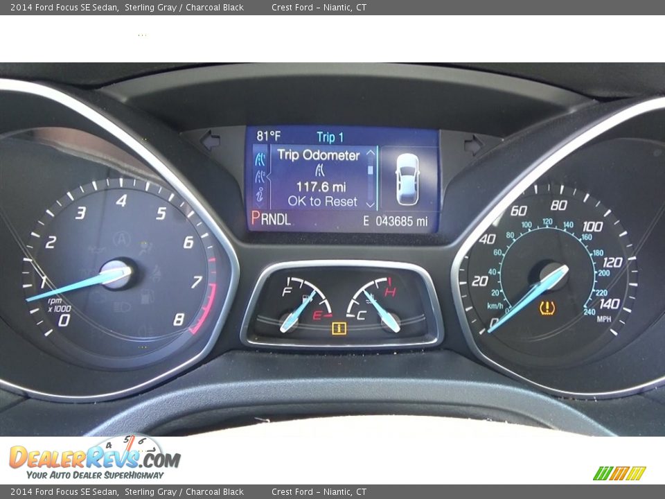 2014 Ford Focus SE Sedan Sterling Gray / Charcoal Black Photo #14