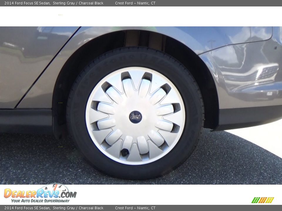 2014 Ford Focus SE Sedan Sterling Gray / Charcoal Black Photo #19