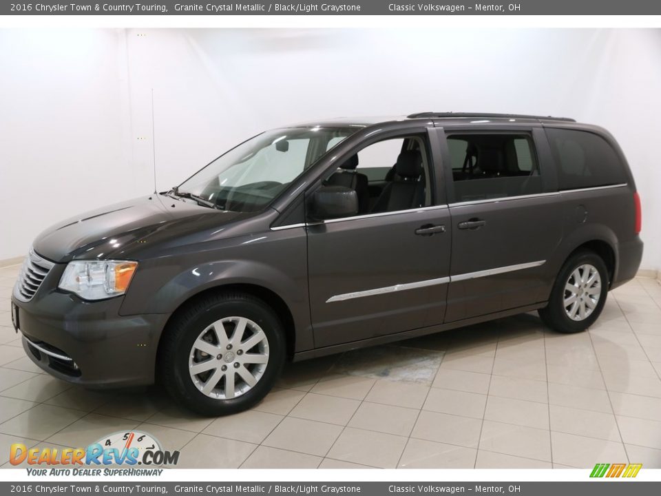 2016 Chrysler Town & Country Touring Granite Crystal Metallic / Black/Light Graystone Photo #3
