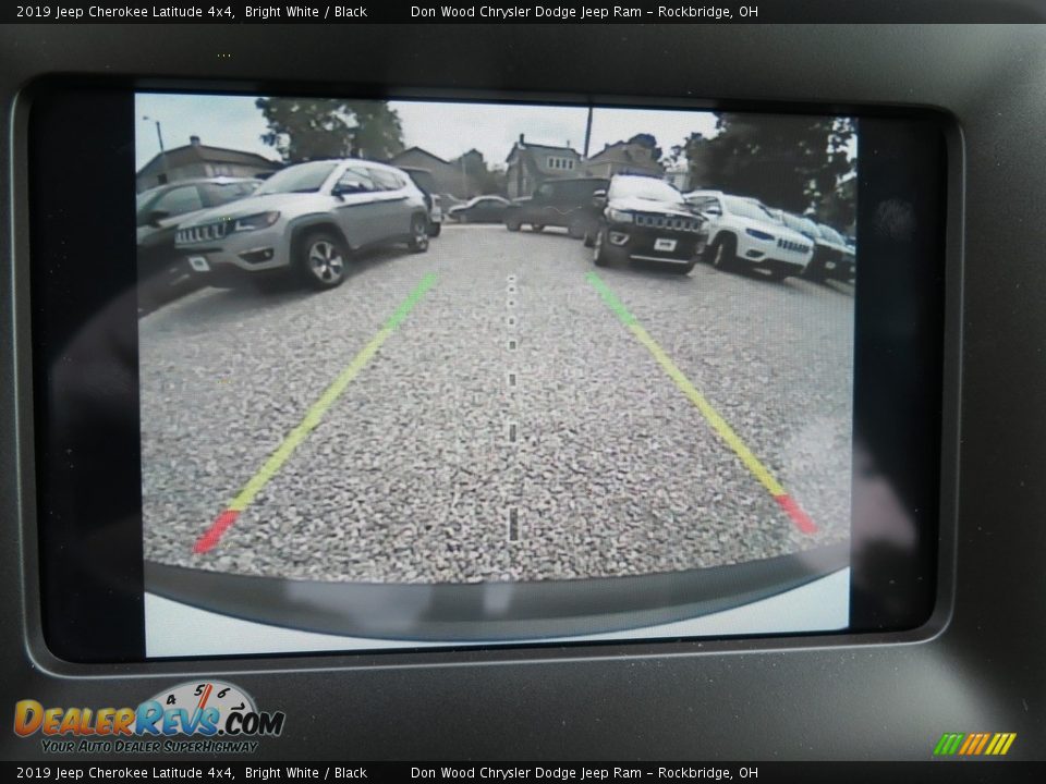 2019 Jeep Cherokee Latitude 4x4 Bright White / Black Photo #2