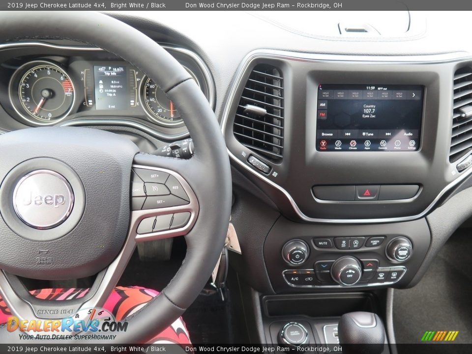 2019 Jeep Cherokee Latitude 4x4 Bright White / Black Photo #14