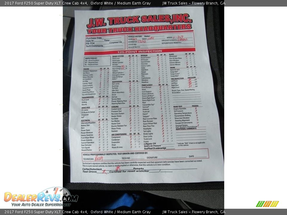 2017 Ford F250 Super Duty XLT Crew Cab 4x4 Oxford White / Medium Earth Gray Photo #26