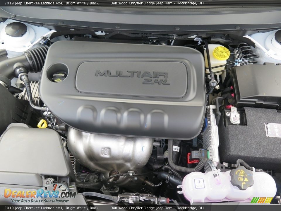 2019 Jeep Cherokee Latitude 4x4 Bright White / Black Photo #26
