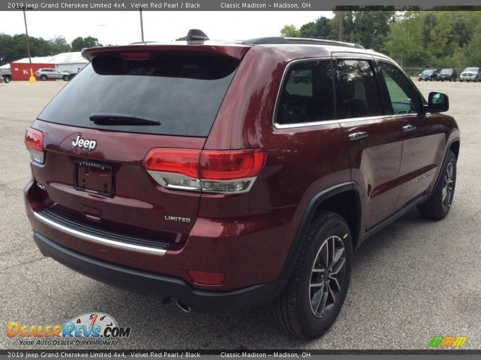 2019 Jeep Grand Cherokee Limited 4x4 Velvet Red Pearl / Black Photo #6