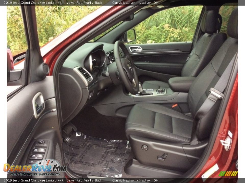 2019 Jeep Grand Cherokee Limited 4x4 Velvet Red Pearl / Black Photo #9