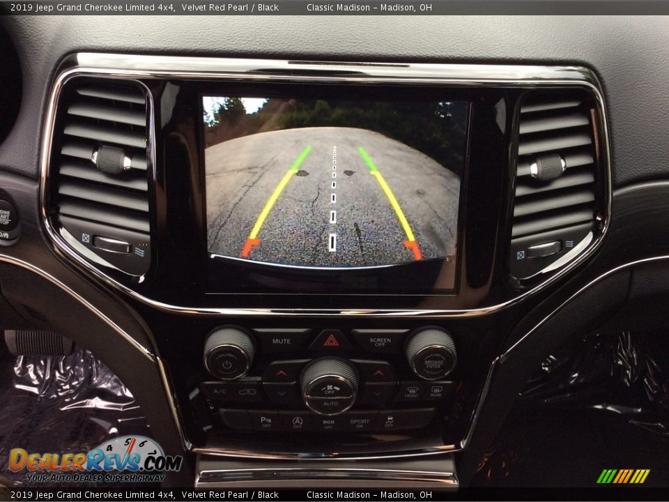 2019 Jeep Grand Cherokee Limited 4x4 Velvet Red Pearl / Black Photo #14