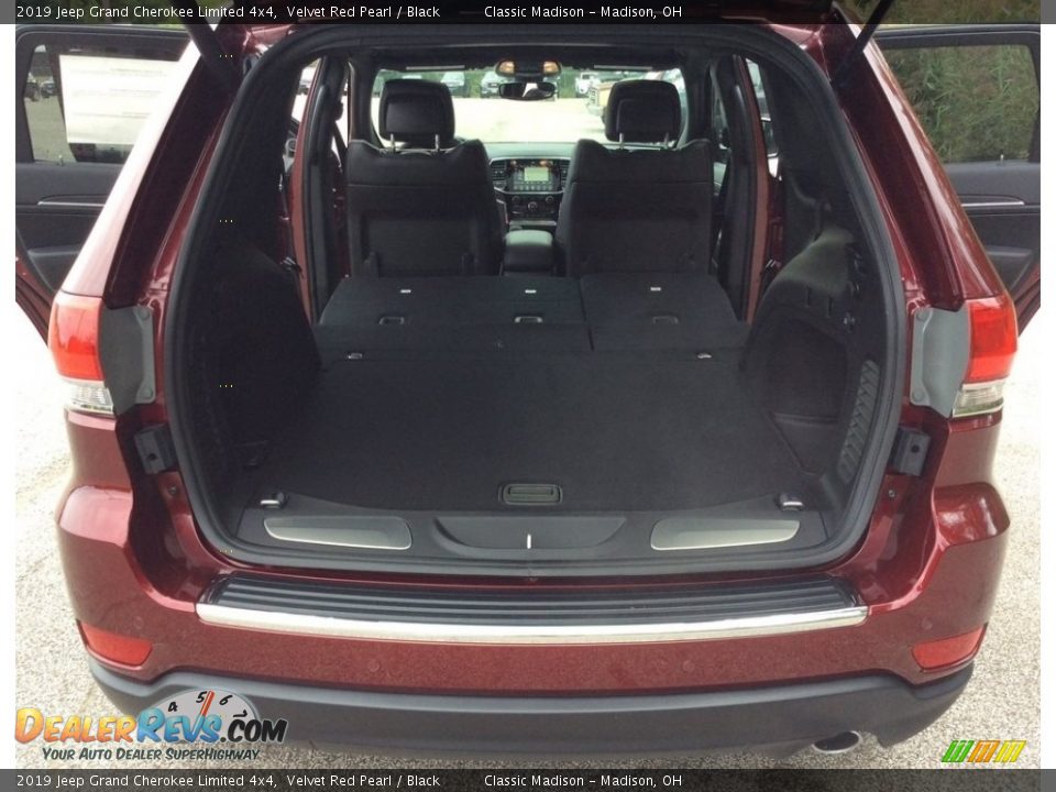 2019 Jeep Grand Cherokee Limited 4x4 Velvet Red Pearl / Black Photo #19