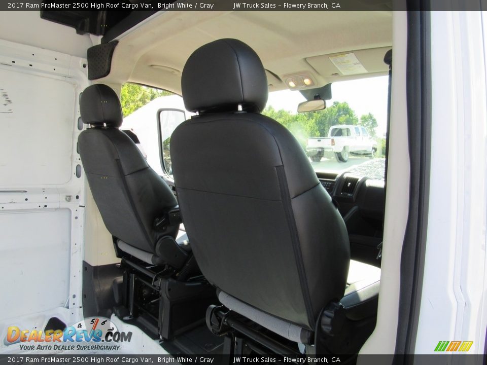 2017 Ram ProMaster 2500 High Roof Cargo Van Bright White / Gray Photo #24