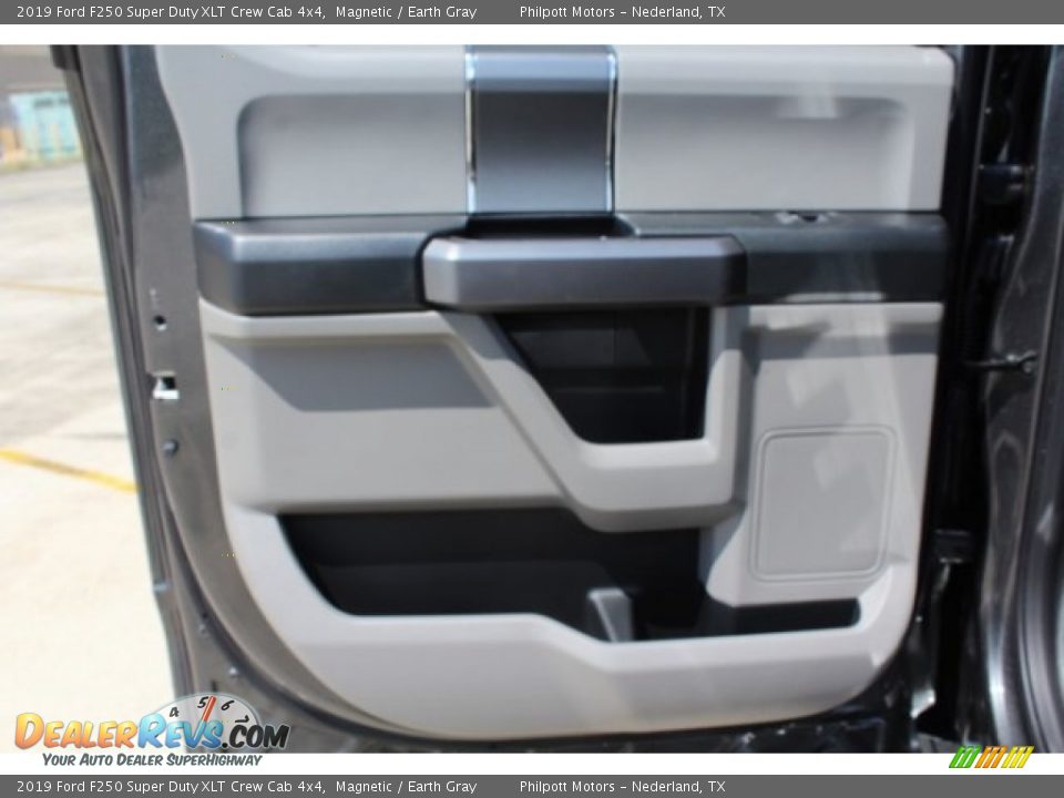2019 Ford F250 Super Duty XLT Crew Cab 4x4 Magnetic / Earth Gray Photo #22