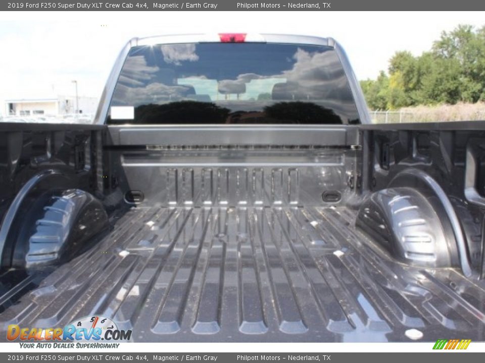 2019 Ford F250 Super Duty XLT Crew Cab 4x4 Magnetic / Earth Gray Photo #26