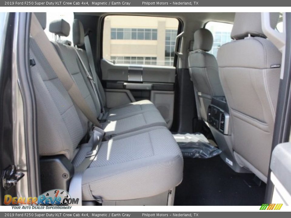 2019 Ford F250 Super Duty XLT Crew Cab 4x4 Magnetic / Earth Gray Photo #28