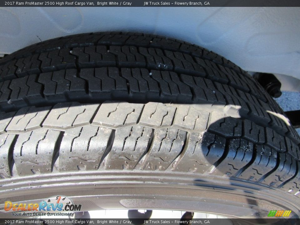 2017 Ram ProMaster 2500 High Roof Cargo Van Bright White / Gray Photo #32
