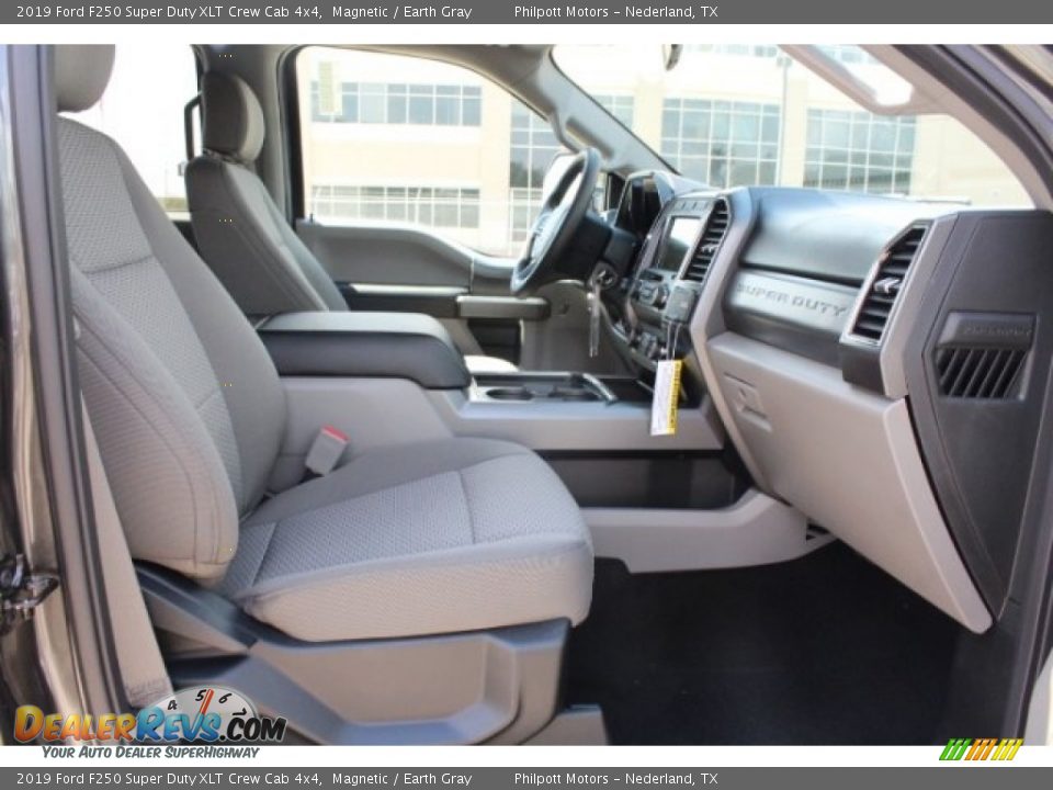 2019 Ford F250 Super Duty XLT Crew Cab 4x4 Magnetic / Earth Gray Photo #31