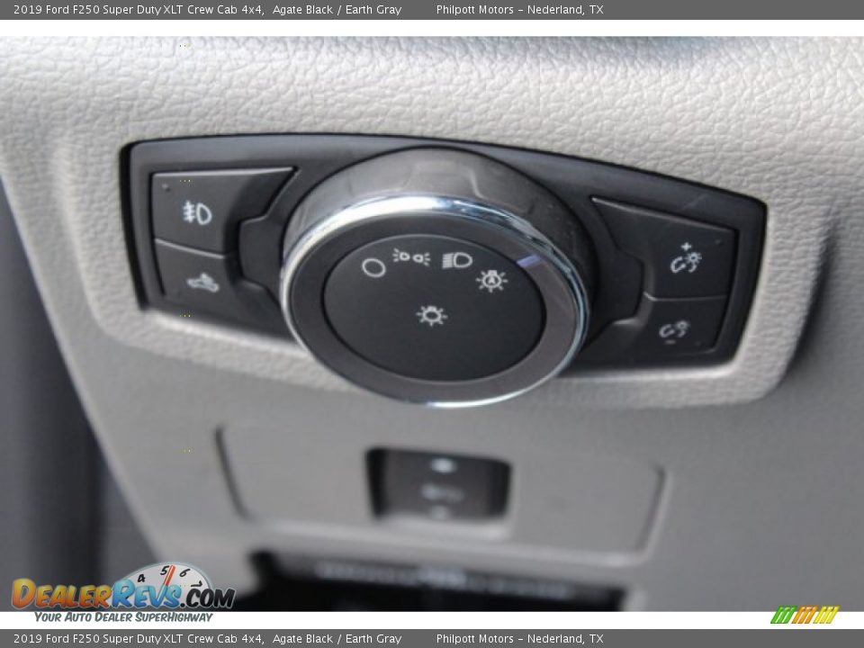 2019 Ford F250 Super Duty XLT Crew Cab 4x4 Agate Black / Earth Gray Photo #21
