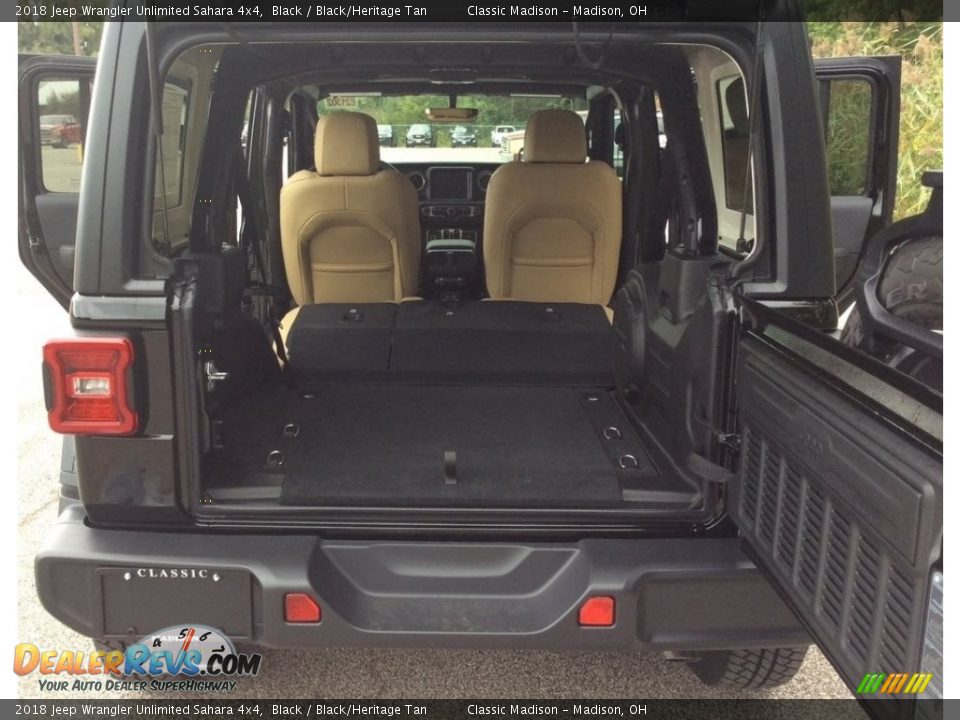 2018 Jeep Wrangler Unlimited Sahara 4x4 Black / Black/Heritage Tan Photo #16