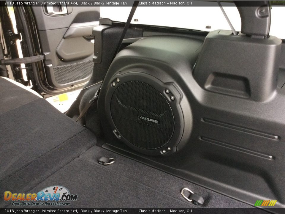 2018 Jeep Wrangler Unlimited Sahara 4x4 Black / Black/Heritage Tan Photo #17