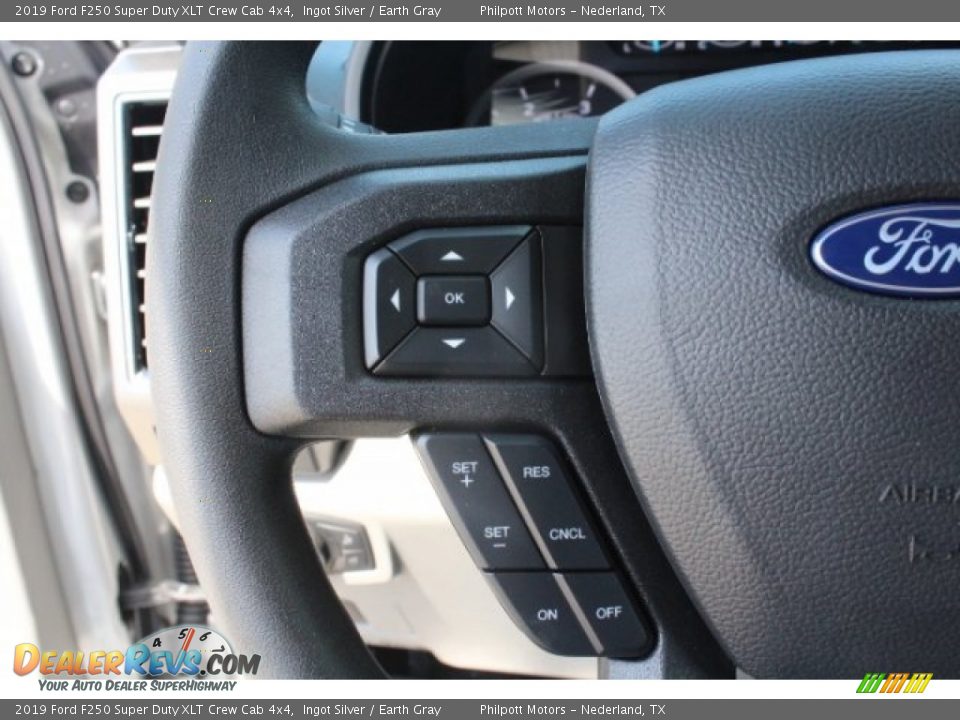 2019 Ford F250 Super Duty XLT Crew Cab 4x4 Ingot Silver / Earth Gray Photo #18