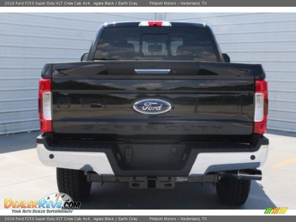 2019 Ford F250 Super Duty XLT Crew Cab 4x4 Agate Black / Earth Gray Photo #8