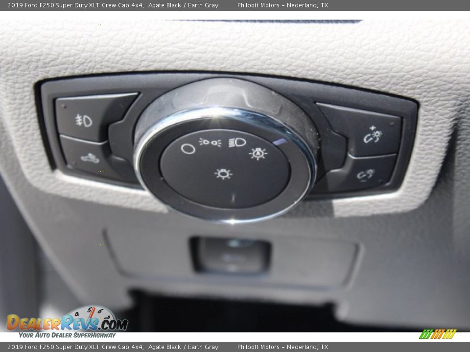 2019 Ford F250 Super Duty XLT Crew Cab 4x4 Agate Black / Earth Gray Photo #21