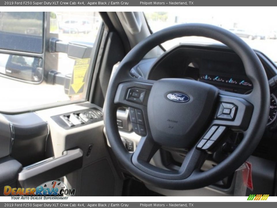 2019 Ford F250 Super Duty XLT Crew Cab 4x4 Agate Black / Earth Gray Photo #25