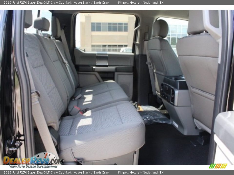 2019 Ford F250 Super Duty XLT Crew Cab 4x4 Agate Black / Earth Gray Photo #28