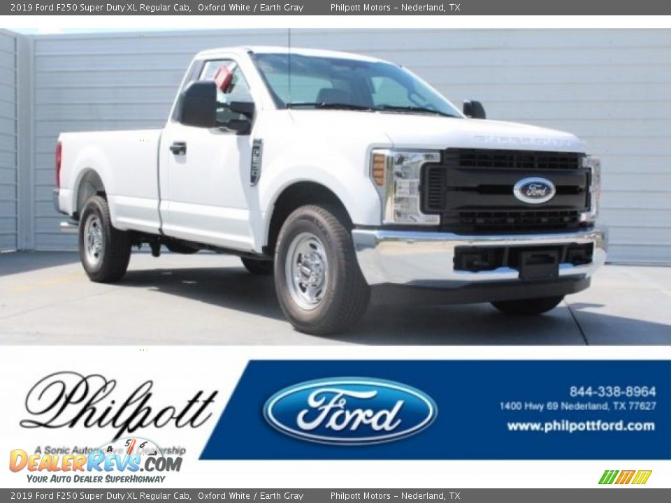 2019 Ford F250 Super Duty XL Regular Cab Oxford White / Earth Gray Photo #1