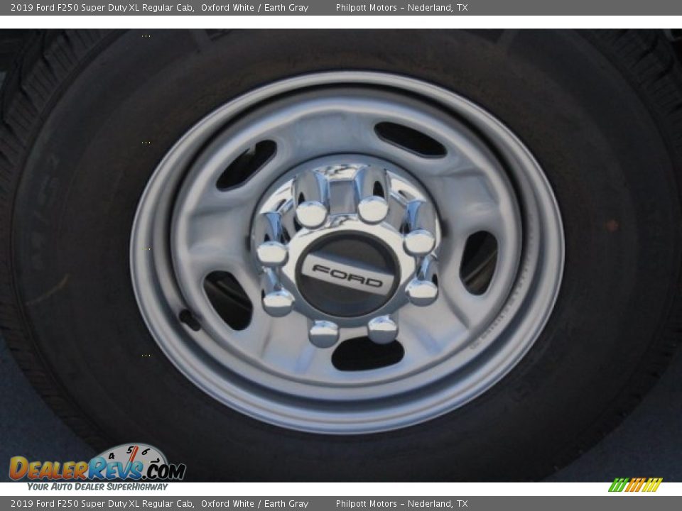 2019 Ford F250 Super Duty XL Regular Cab Oxford White / Earth Gray Photo #10