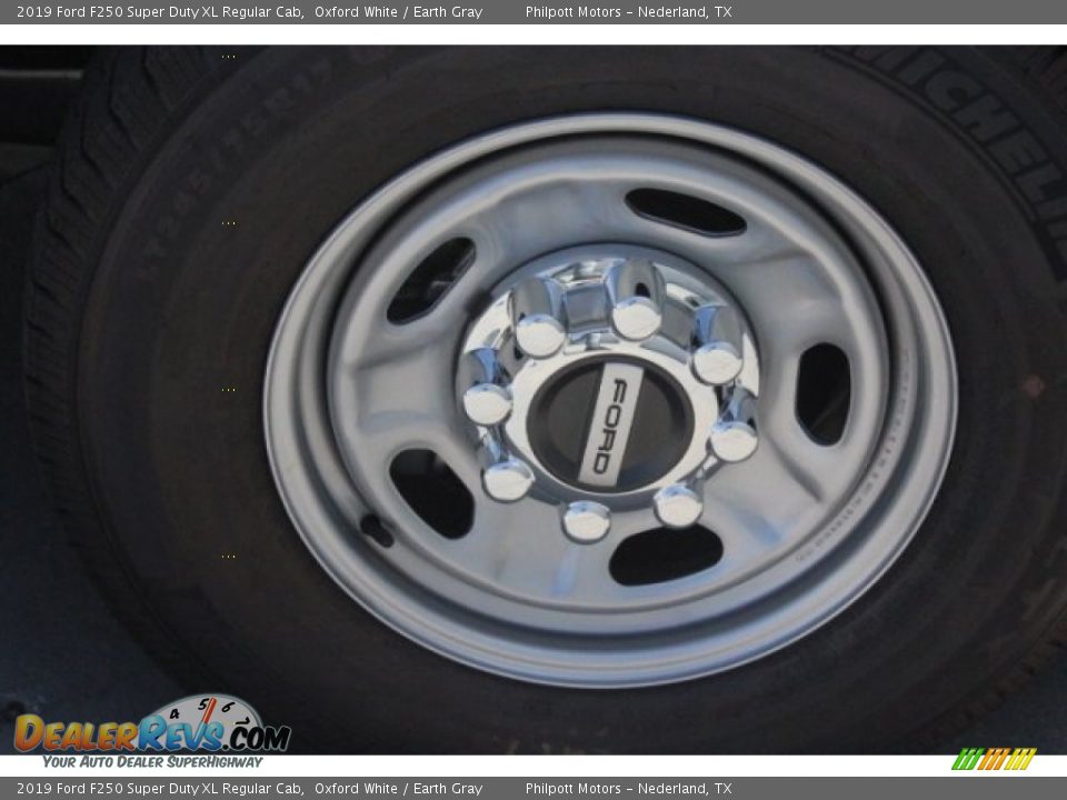 2019 Ford F250 Super Duty XL Regular Cab Oxford White / Earth Gray Photo #11