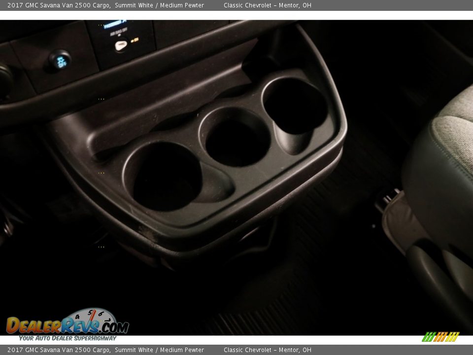 2017 GMC Savana Van 2500 Cargo Summit White / Medium Pewter Photo #10