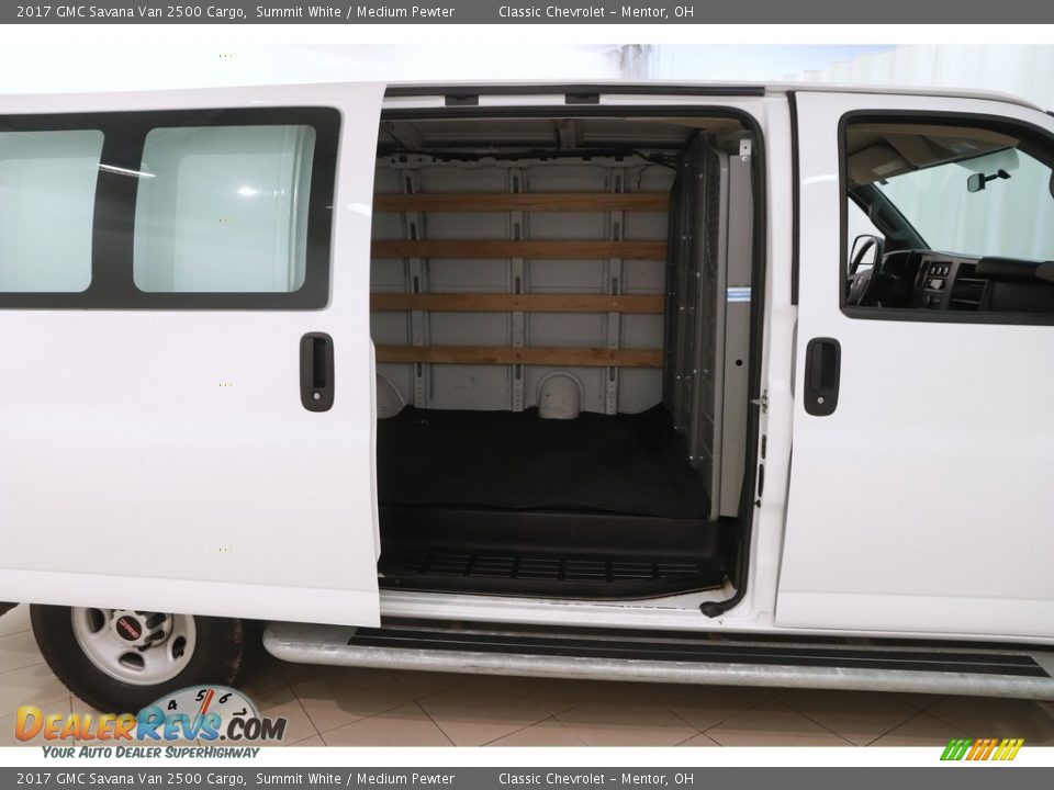 2017 GMC Savana Van 2500 Cargo Summit White / Medium Pewter Photo #12