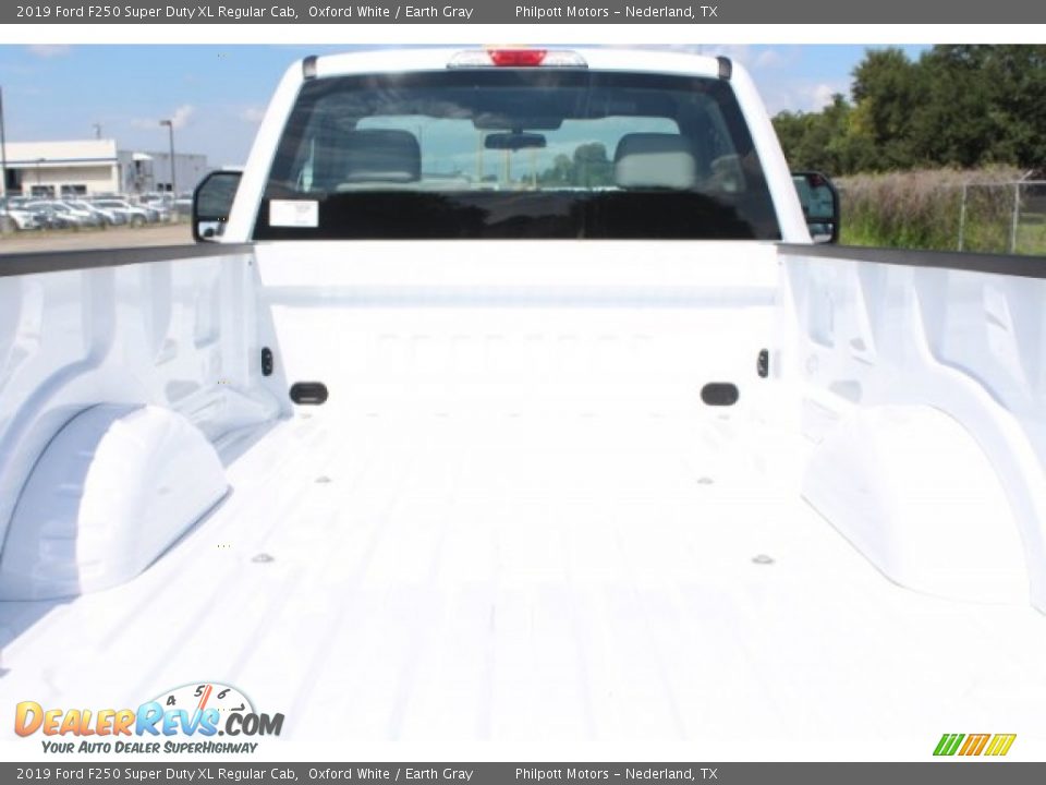 2019 Ford F250 Super Duty XL Regular Cab Oxford White / Earth Gray Photo #21