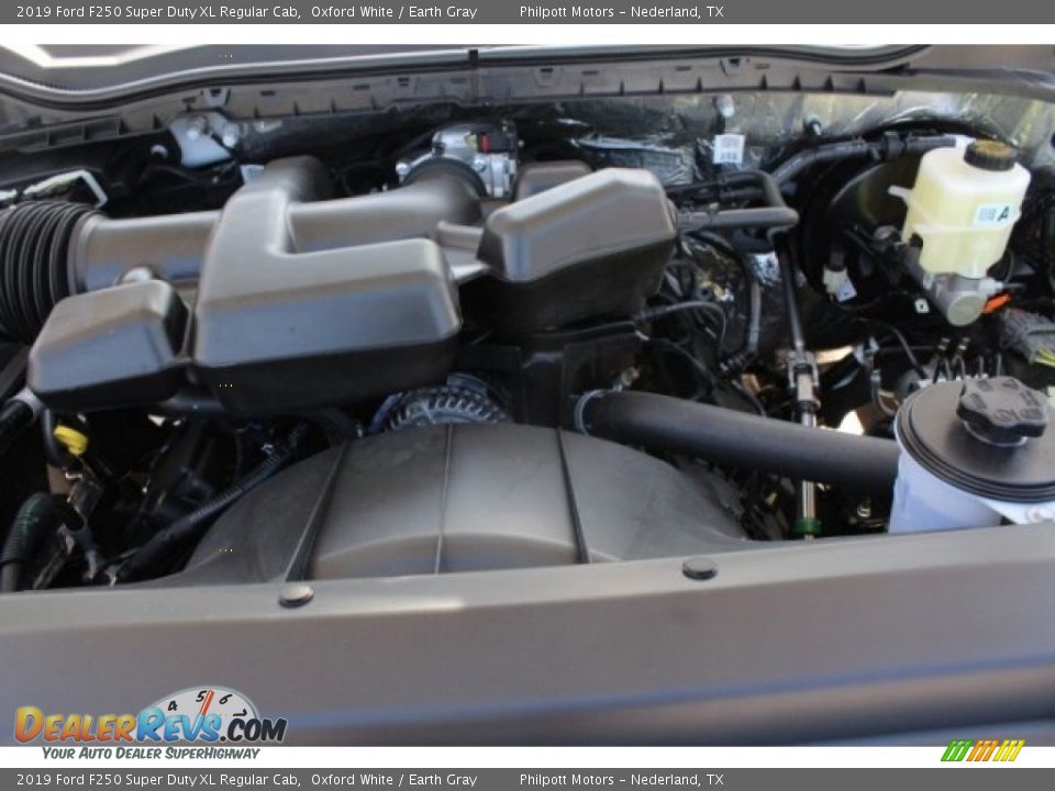 2019 Ford F250 Super Duty XL Regular Cab Oxford White / Earth Gray Photo #25
