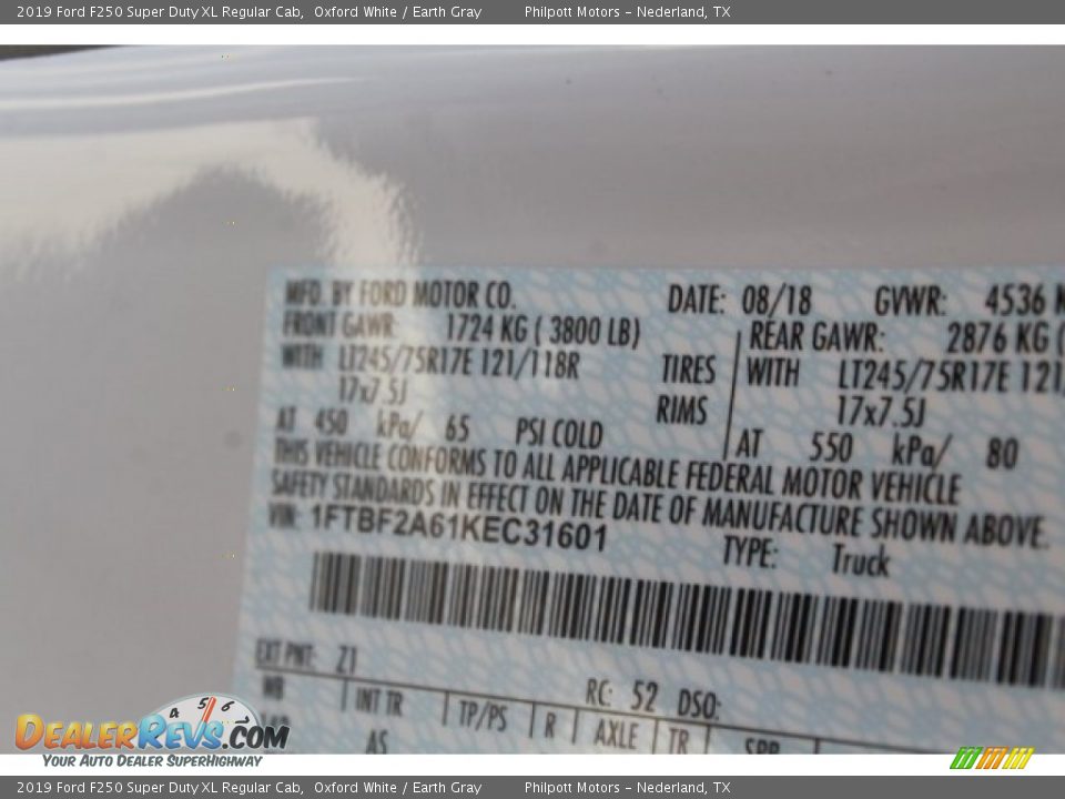 2019 Ford F250 Super Duty XL Regular Cab Oxford White / Earth Gray Photo #26